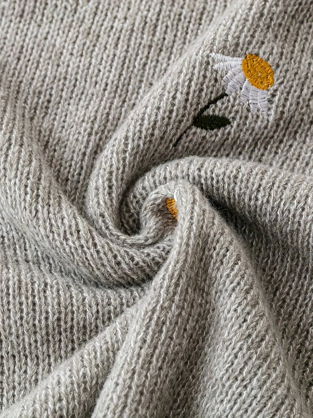 Elara | Women’s Floral Knit Sweater | Daisy Embroidery Crew Neck-Pick NewYork