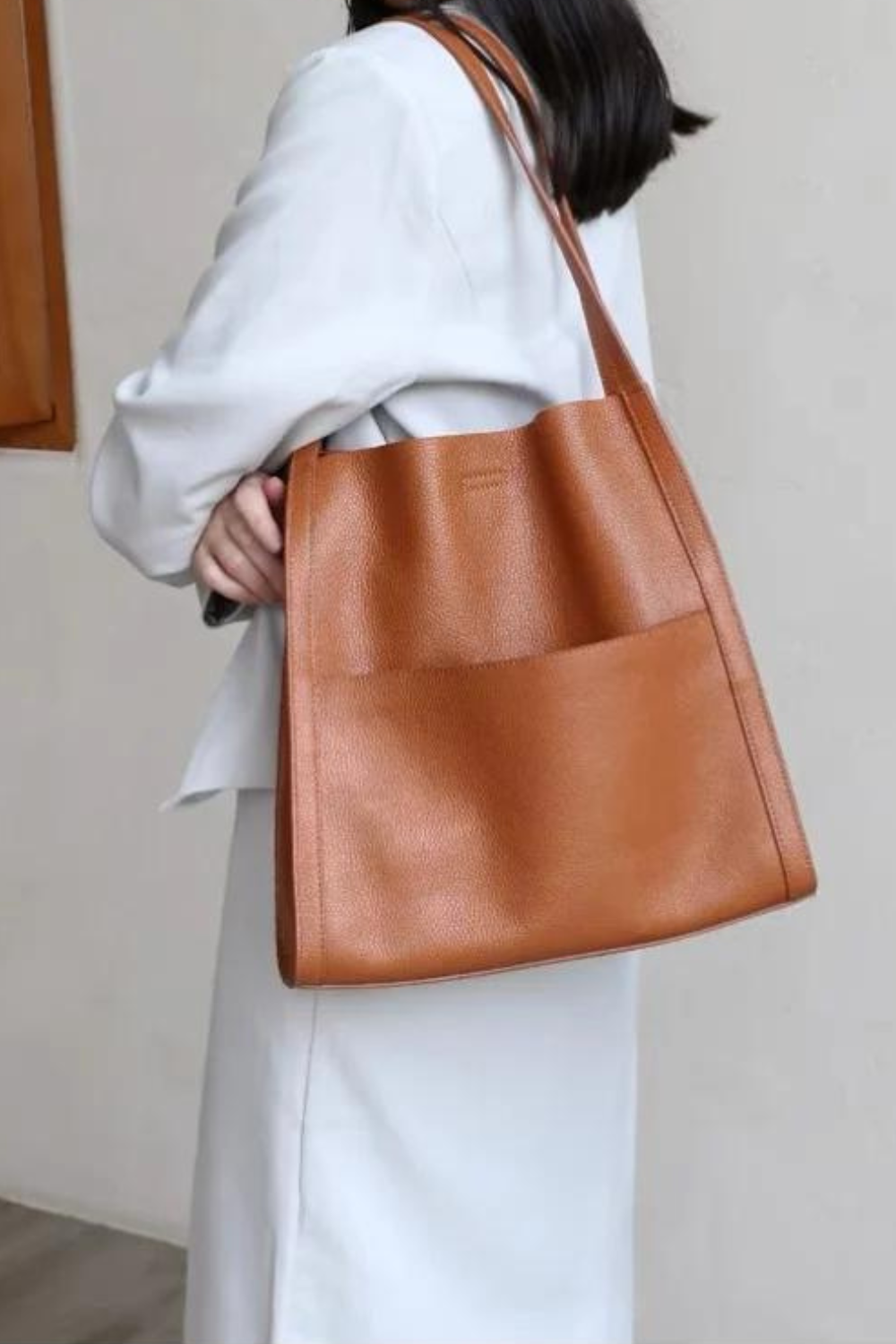 Avery | Women's Classic Tote Bag | Leather · PNY