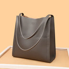 Avery | Women's Classic Tote Bag | Leather · PNY