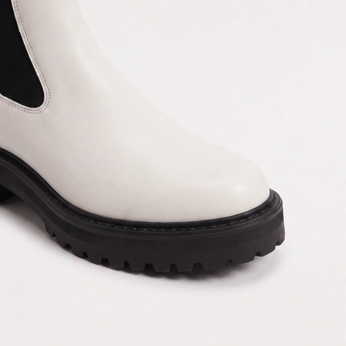 Camille | Women's Chelsea Boots | Lug Sole · PNY