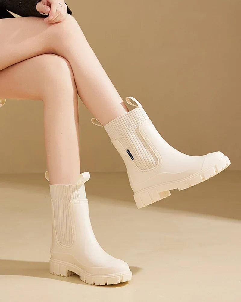 Harper | Women's Chelsea Boots | Chunky Lug Sole · PNY