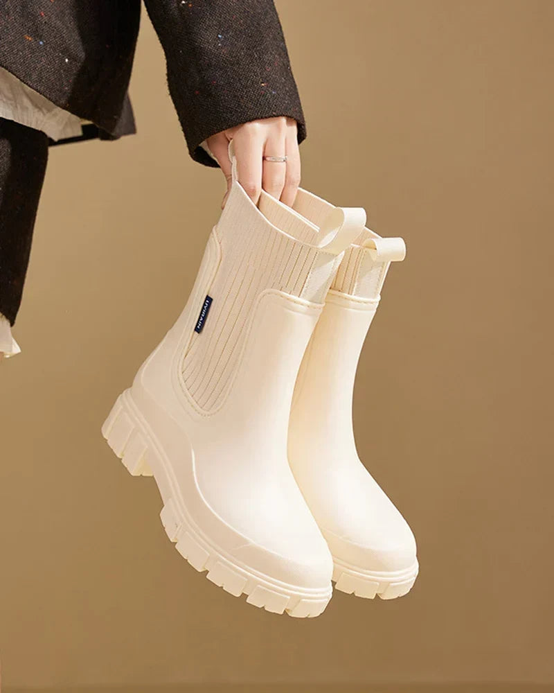Harper | Women's Chelsea Boots | Chunky Lug Sole · PNY