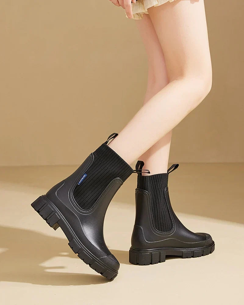 Harper | Women's Chelsea Boots | Chunky Lug Sole · PNY