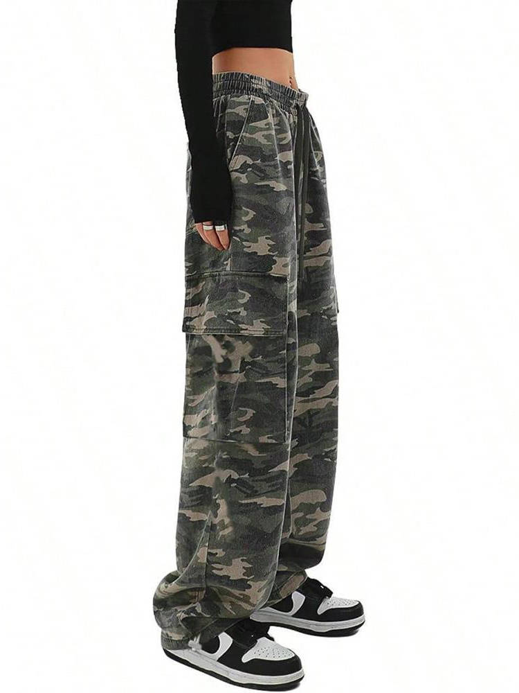Harper | Women's Wide-Leg Cargo Pants | Camo Print · PNY