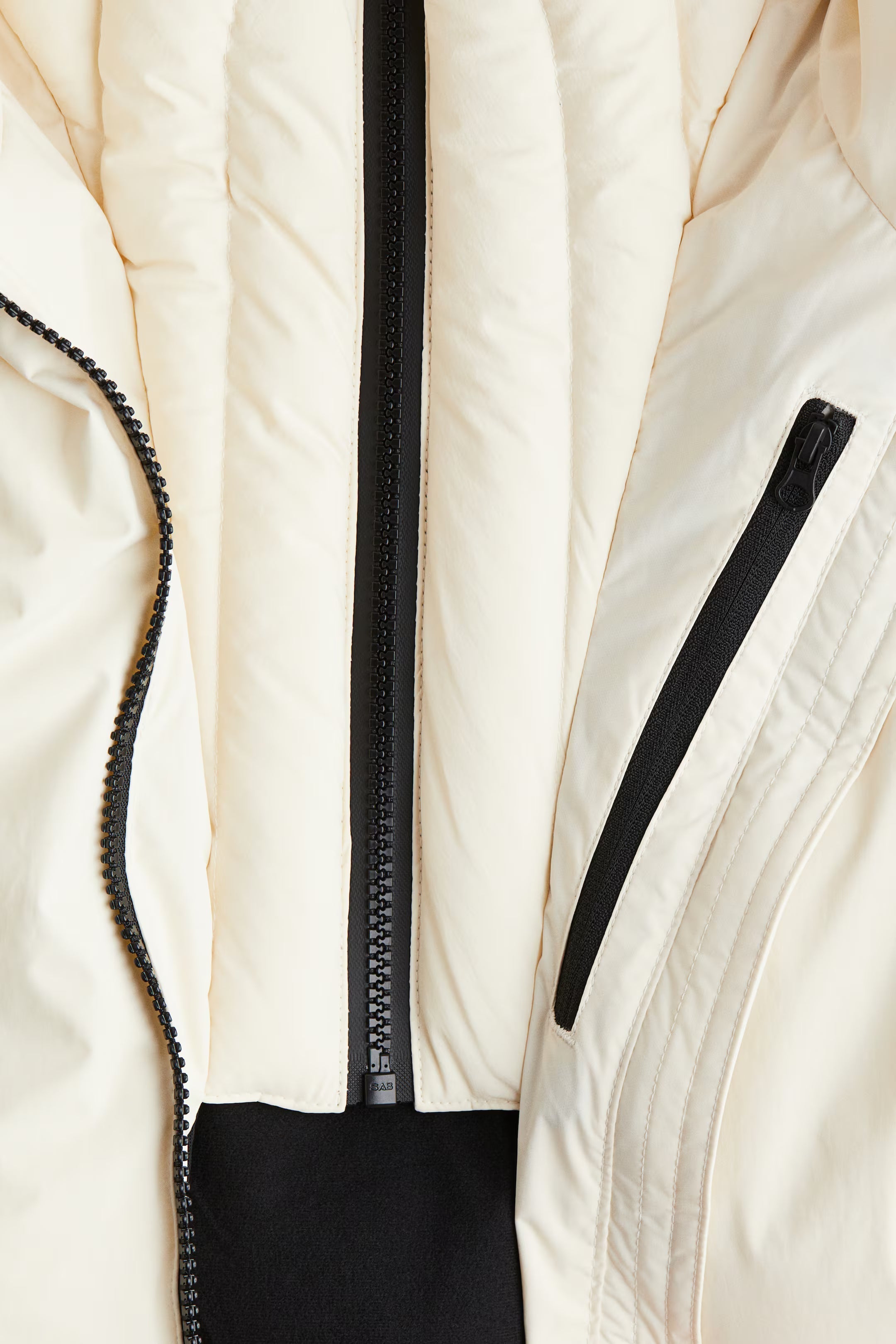 Isla | Women's Hooded Puffer Jacket | Belted Waist · PNY