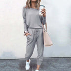Mia | Women's Crewneck Loungewear Set | Drawstring Pants · PNY