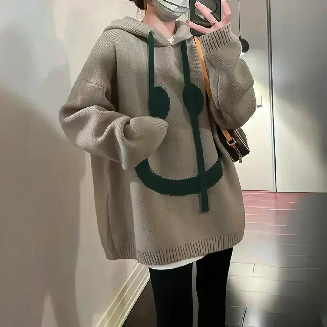 Mila | Women's Oversized Hoodie | Smiley Knit · PNY