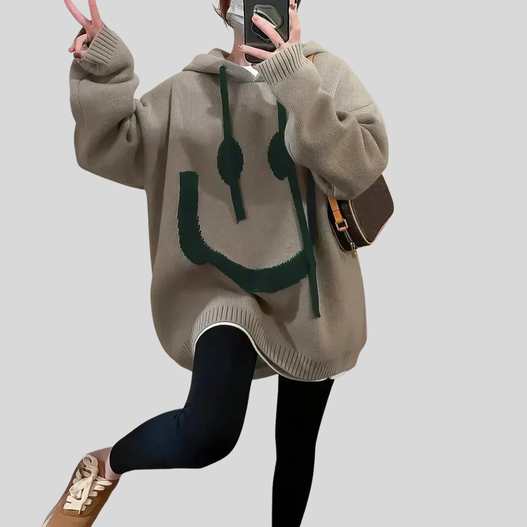 Mila | Women's Oversized Hoodie | Smiley Knit · PNY