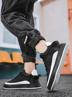 Miles | Men's Lace-Up Sneakers | Contrast Sole · PNY