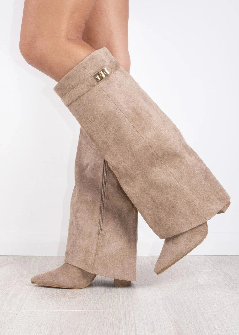 Sienna | Women's Pointed-Toe Boots | Buckle Detail · PNY