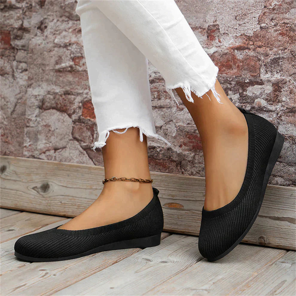 Sophia | Women's Round-Toe Flats | Knit Slip-On · PNY